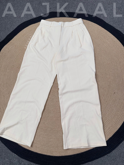 Off-White Loose Fitted Wide Leg Pant