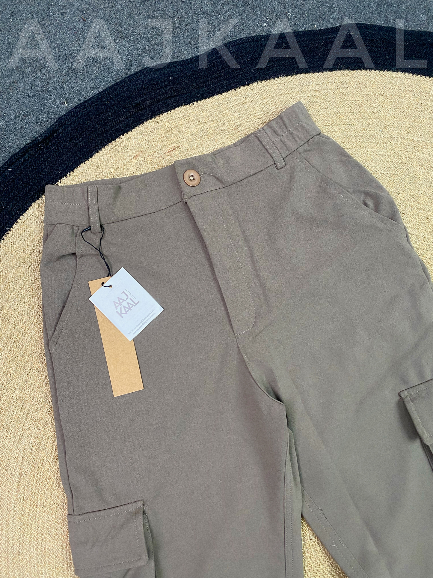 Men Beige 6 Pocket Cargo Pants