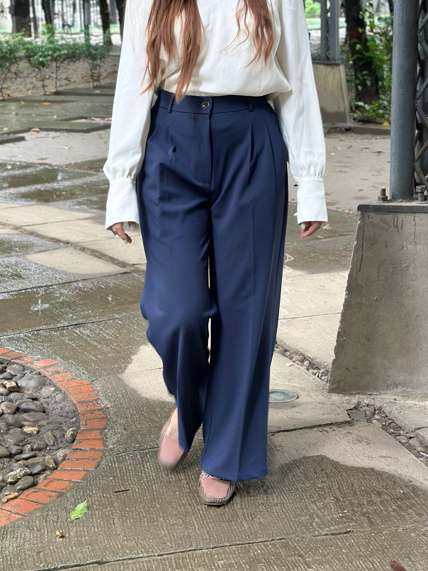 Navy Blue Loose Fitted Wide Leg Pant