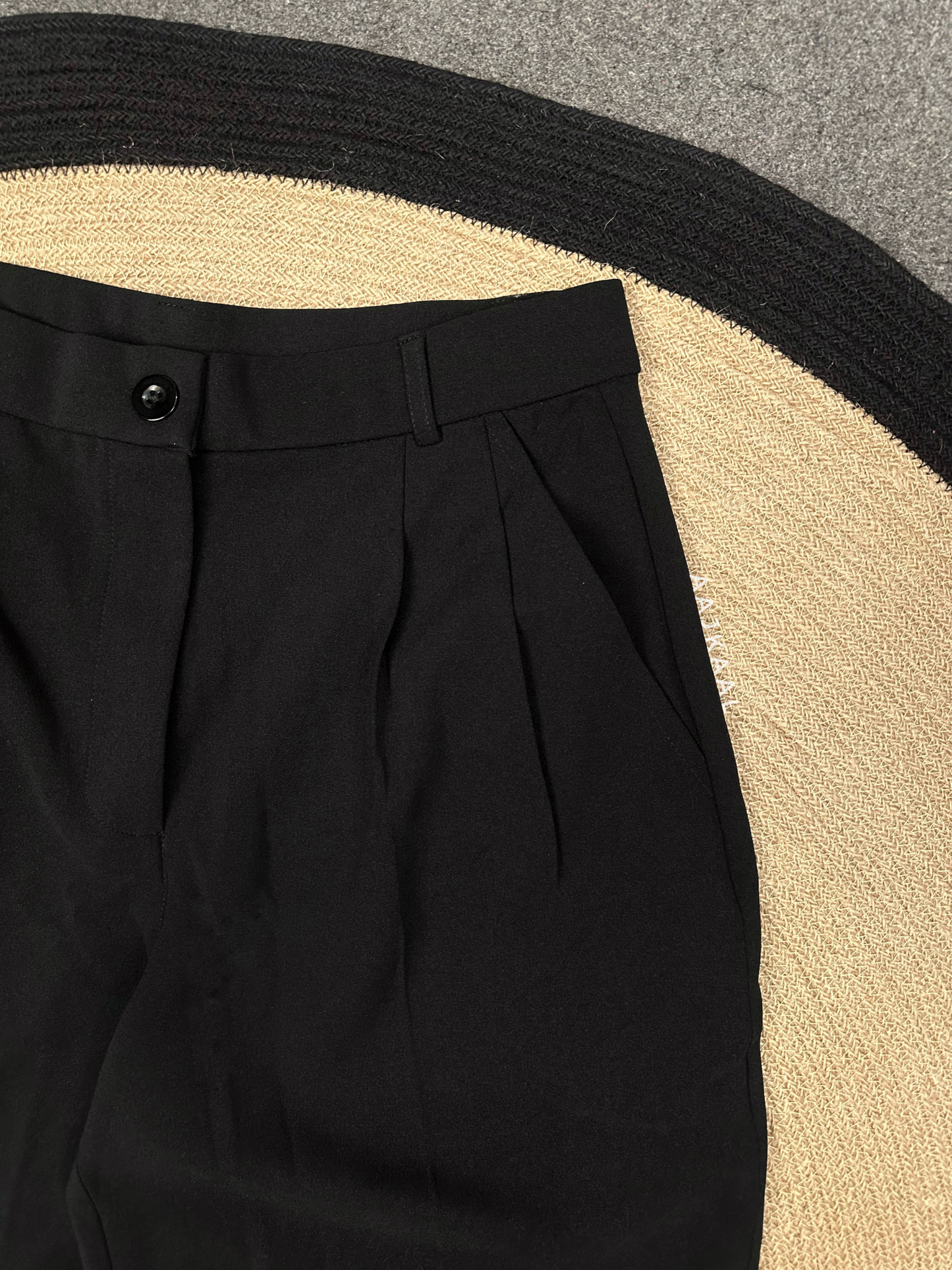 Black Loose Fitted Wide Leg Pant